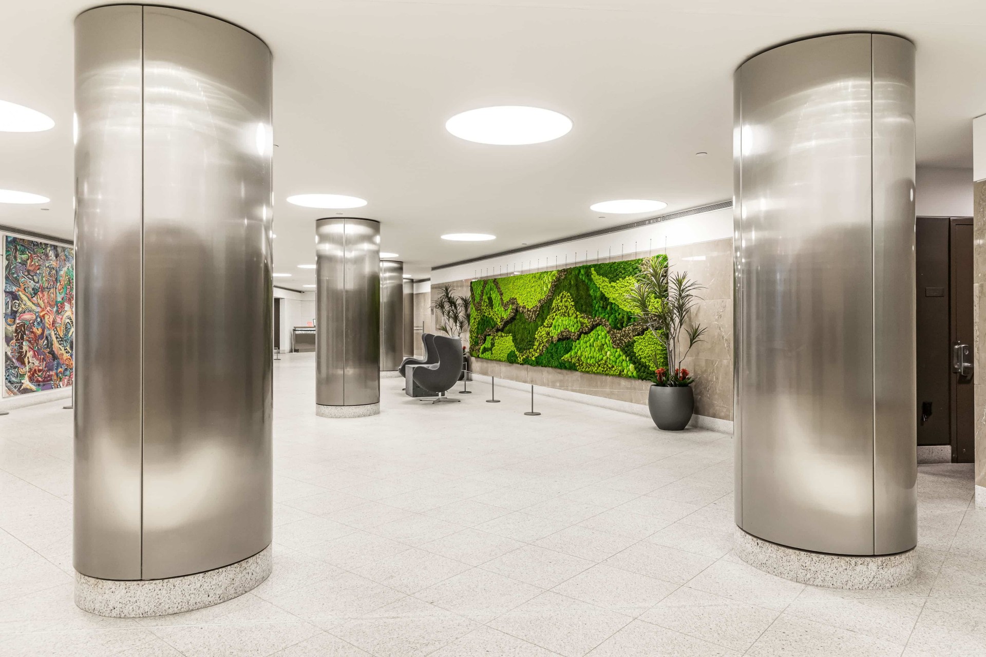 1560 Broadway Sky Lobby