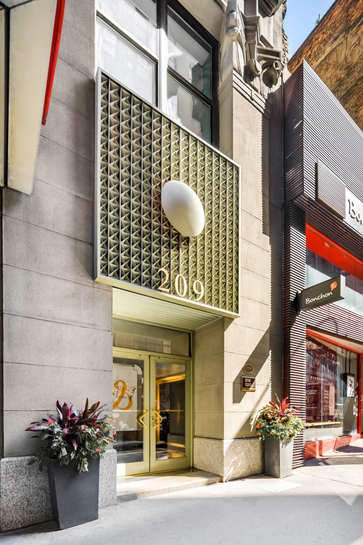 209 West 38th Street