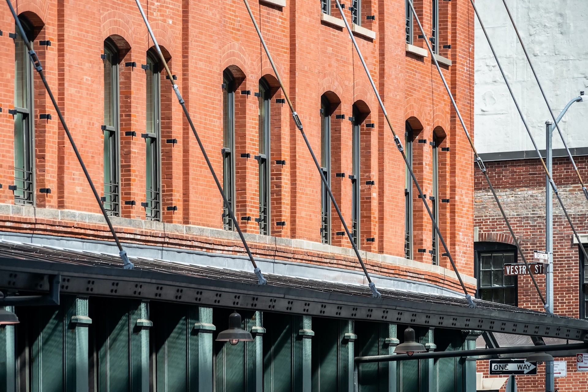 416 Washington Street Retail Frontage