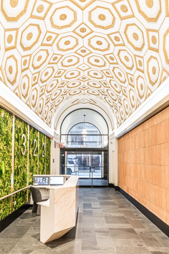 322 8th Ave - Lobby 041