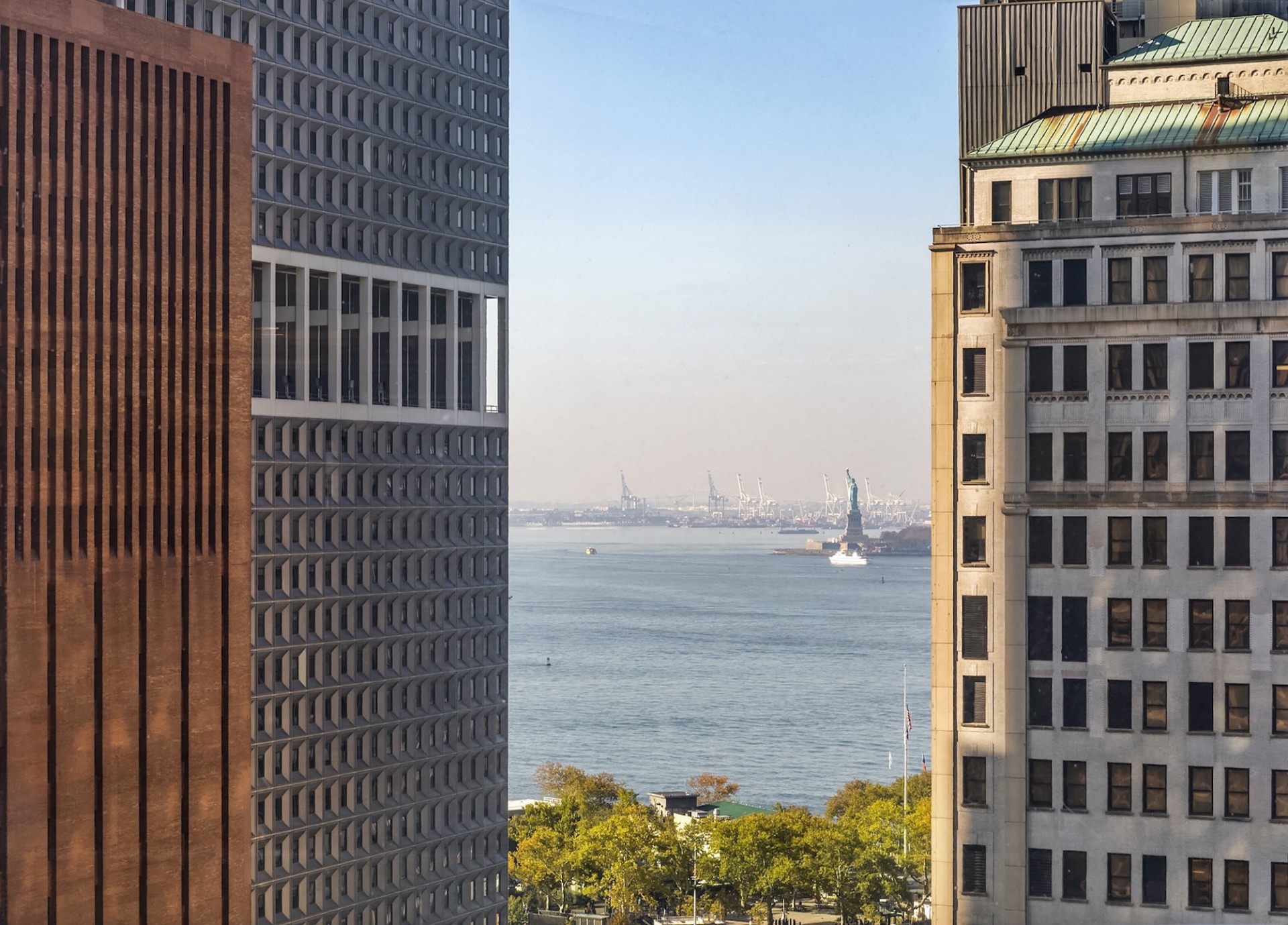 100 Pearl Street View