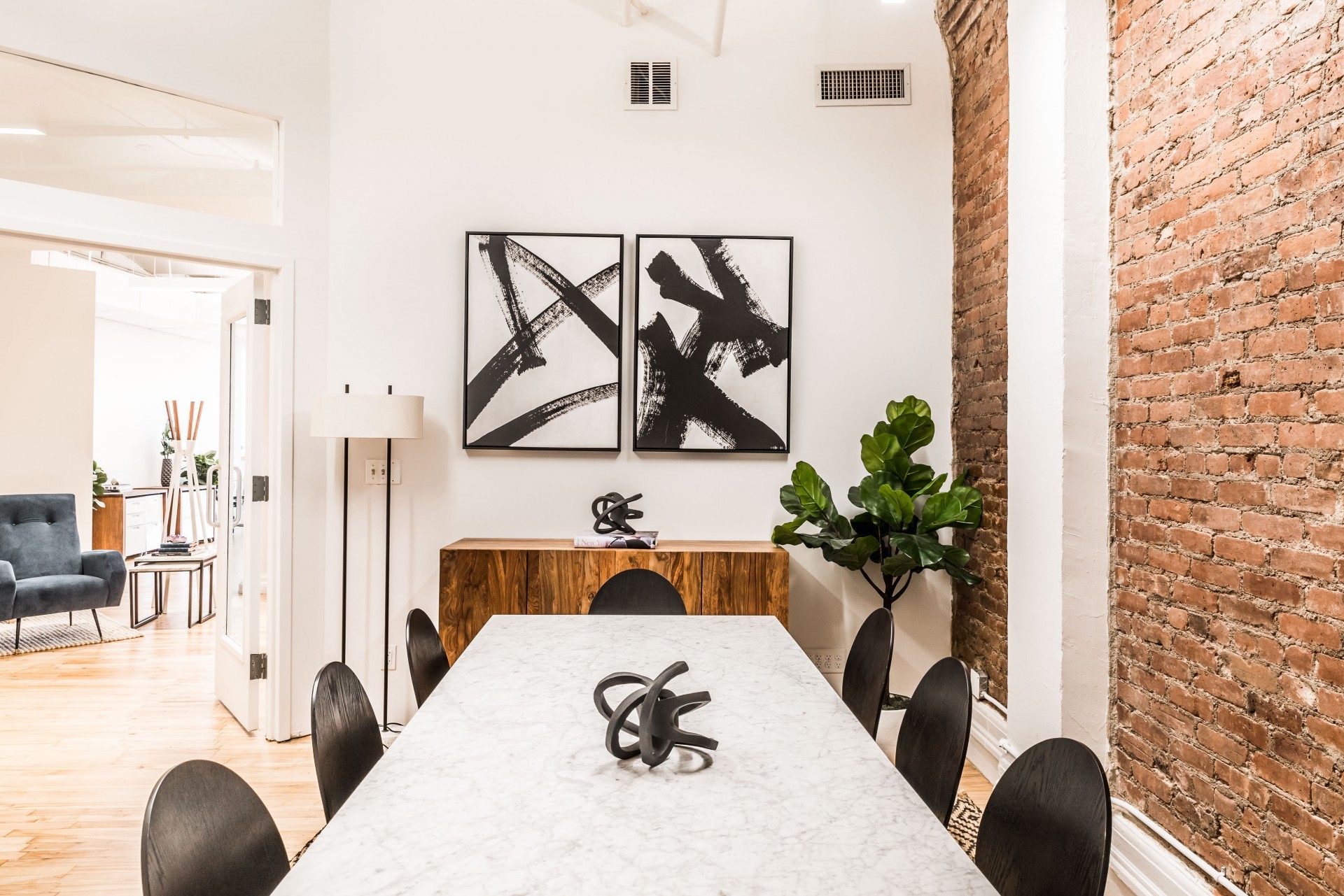 594 Broadway Meeting Room