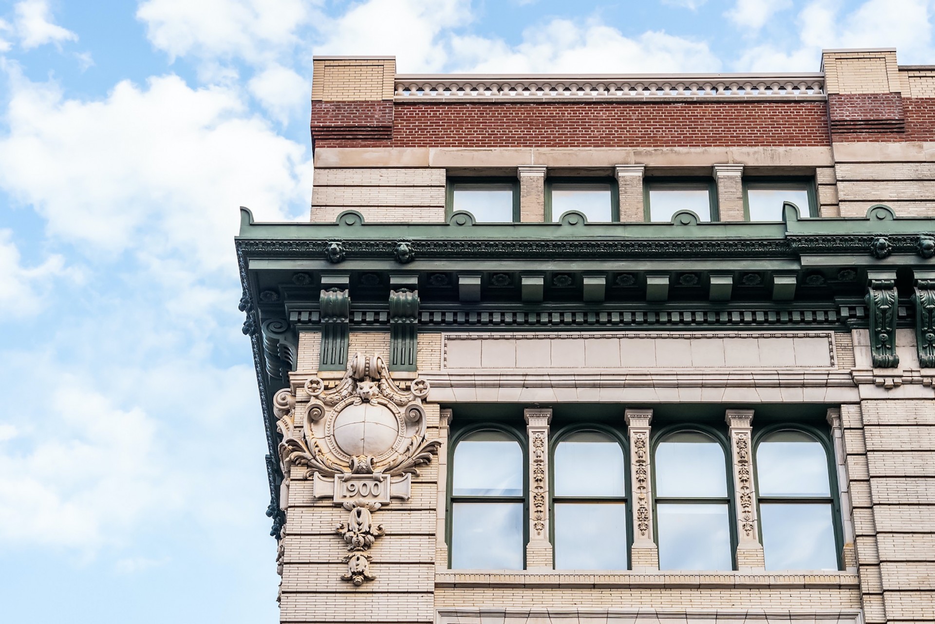 675 Avenue of the Americas Architectural Detail