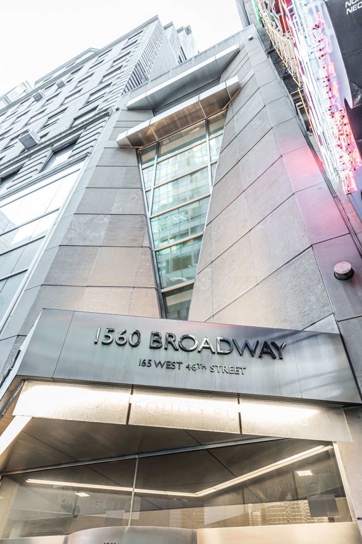 1560 Broadway Entrance