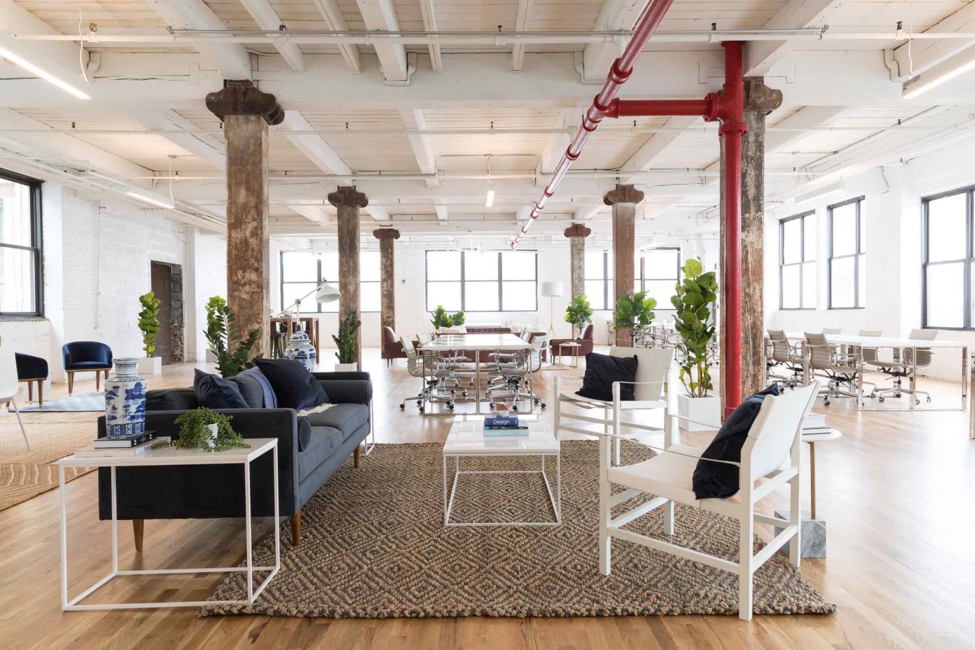 10-27 46th Avenue North Space