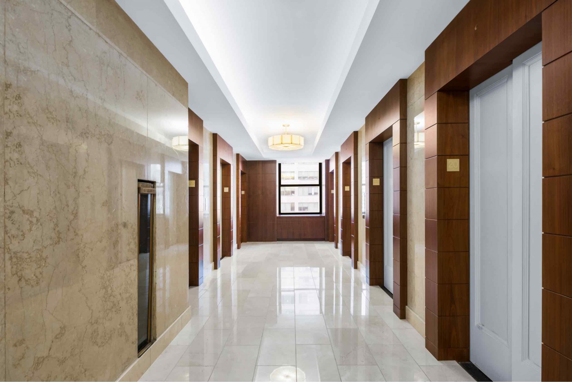 515 Madison Avenue Elevators and Floor Reception